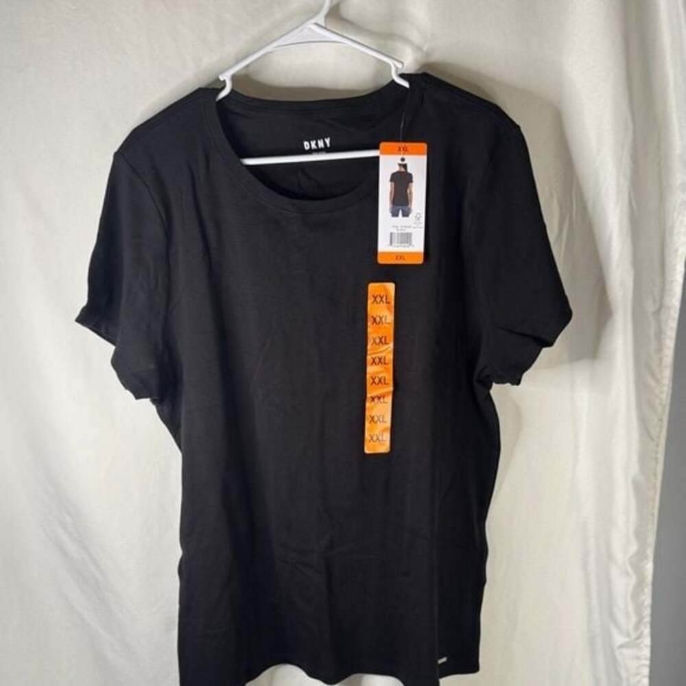 DKNY Women’s Black Short Sleeve Tee